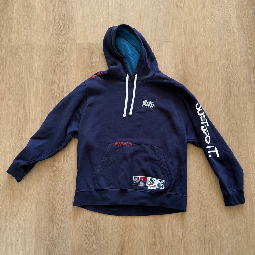 Nike Freestyle Hoodie - Picture 2 of 8